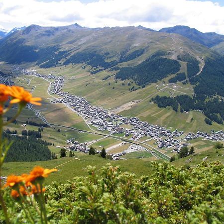 Chalet Nada Livigno Bagian luar foto