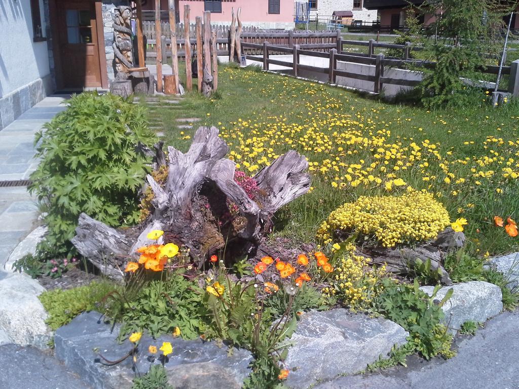 Chalet Nada Livigno Bagian luar foto