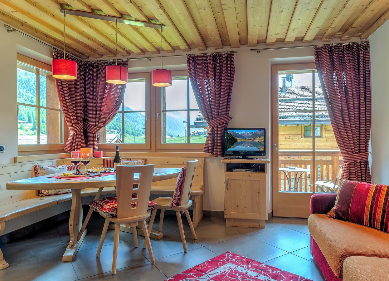 Chalet Nada Livigno Bagian luar foto